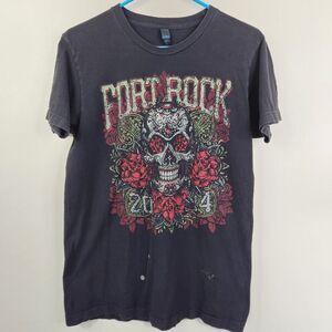 The Fort Rock Music Festival 2014 Double Sided Short Sleeve Graphic Tee Medium